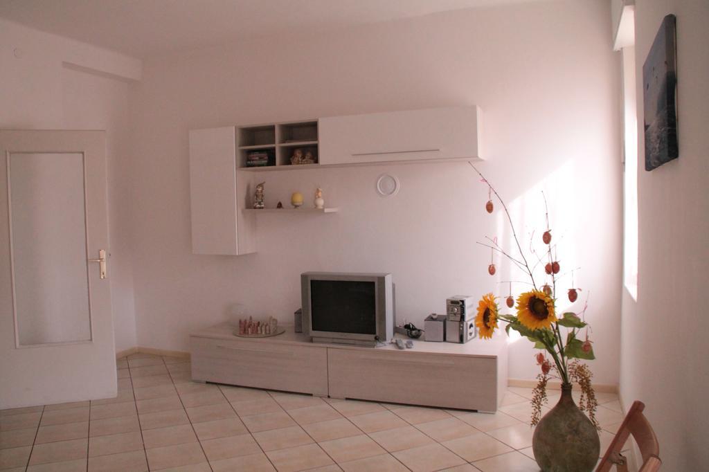 Casa Vacanze Claudette Арко Экстерьер фото