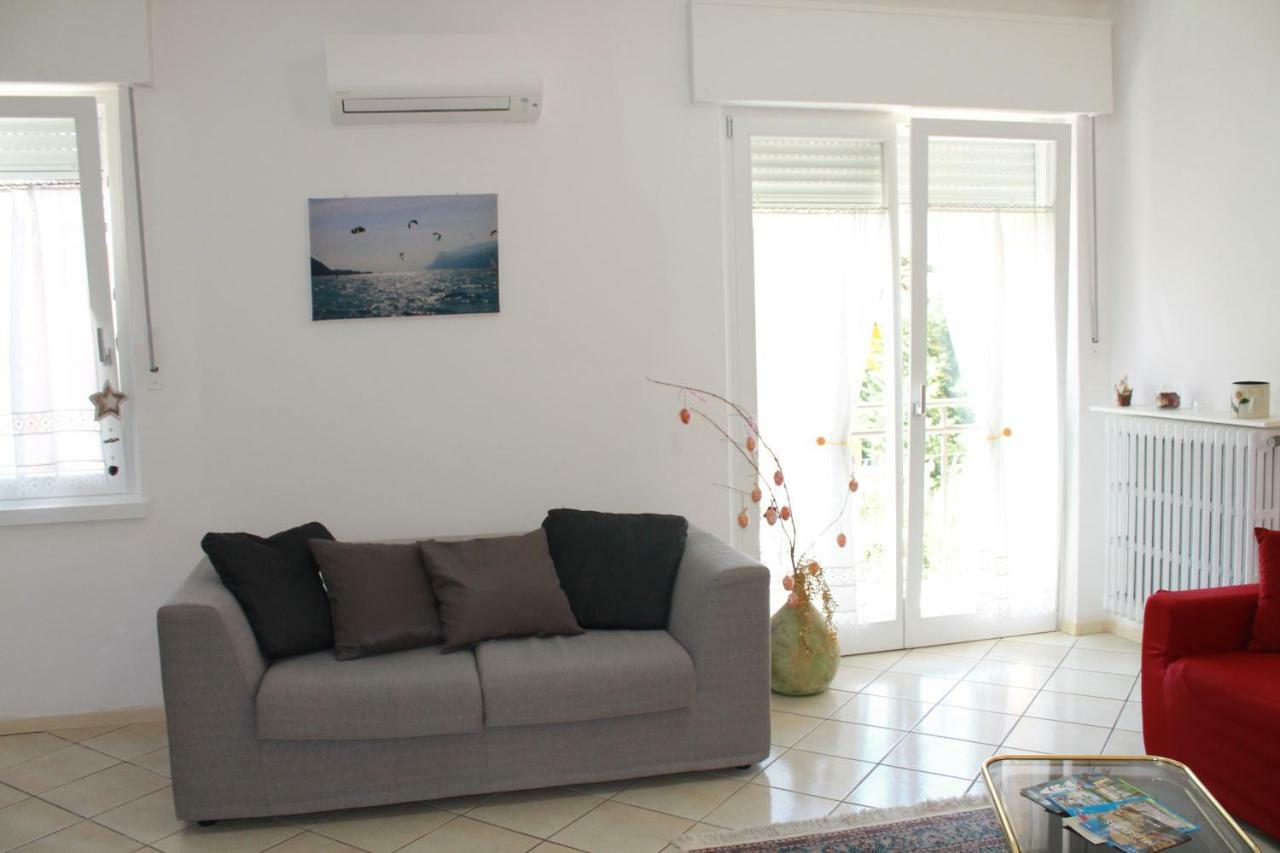 Casa Vacanze Claudette Арко Экстерьер фото